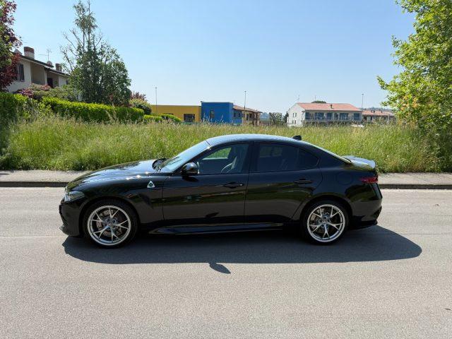 ALFA ROMEO Giulia 2.9 V6 Bi-Turbo AT8 Quadrifoglio