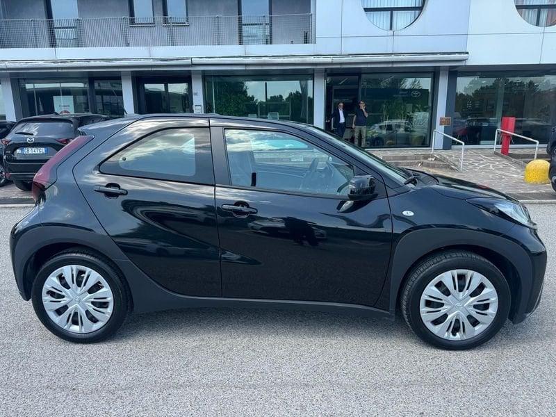 Toyota Aygo X 1.0B (72 CV) Active