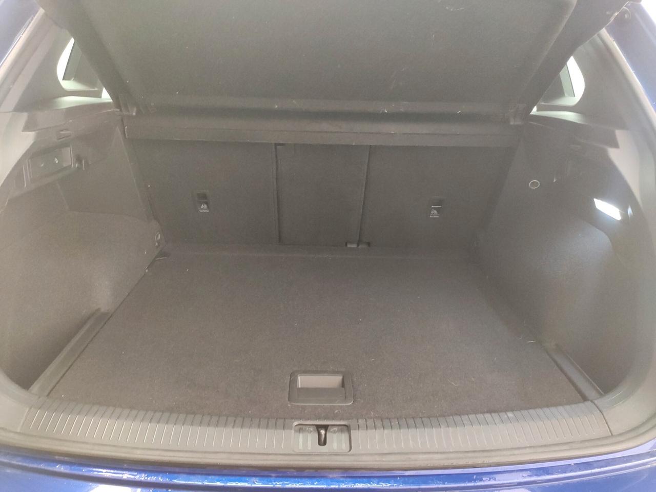 Volkswagen Tiguan 2.0 TDI 150 CV SCR DSG R-Line