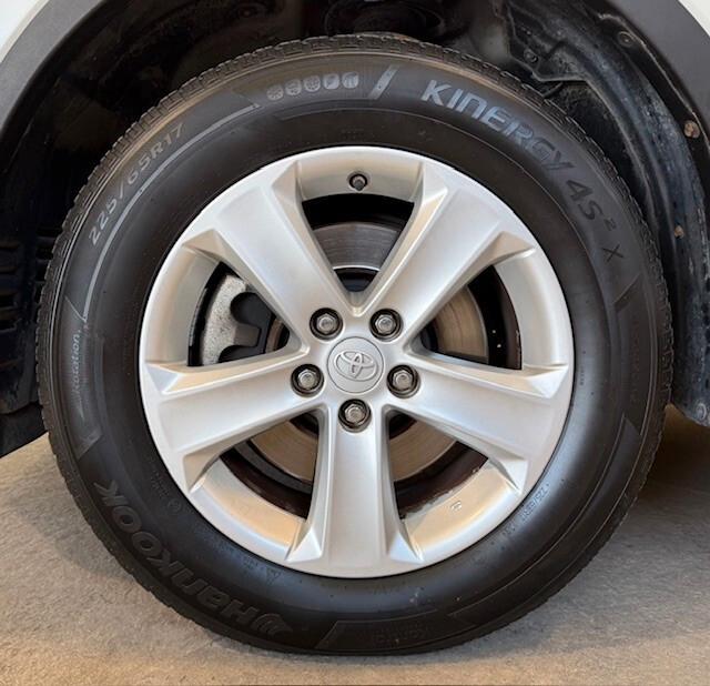Toyota RAV 4 RAV4 2.0 D-4D 2WD Active