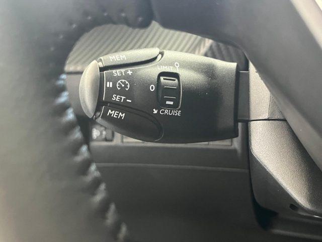 PEUGEOT 2008 PureTech 100 S&S Allure