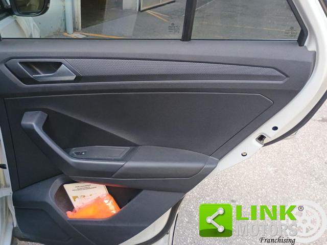 VOLKSWAGEN T-Roc 1.0 TSI R-Line