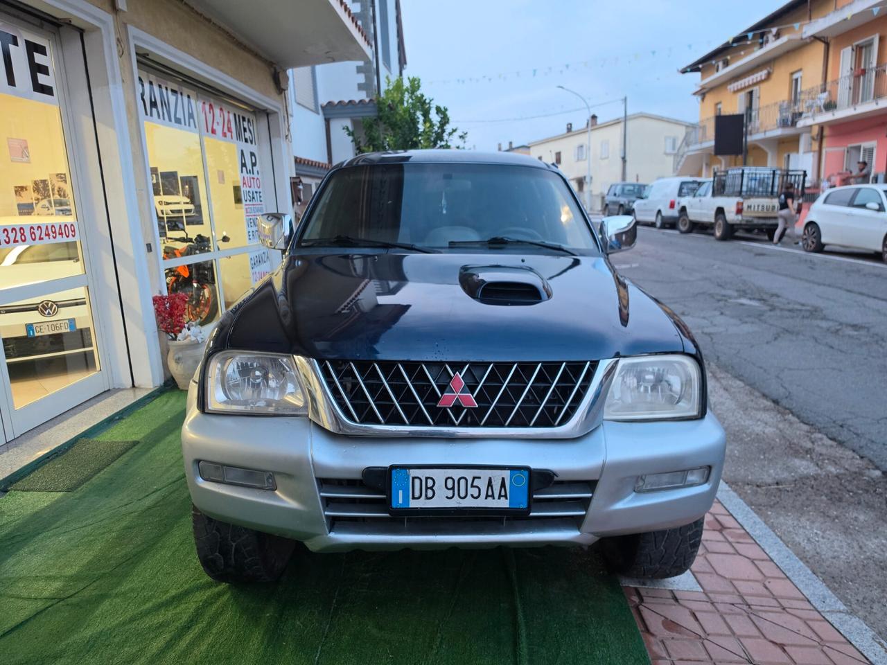 Mitsubishi L200 2.5 TD cat 4WD Double Cab Invite