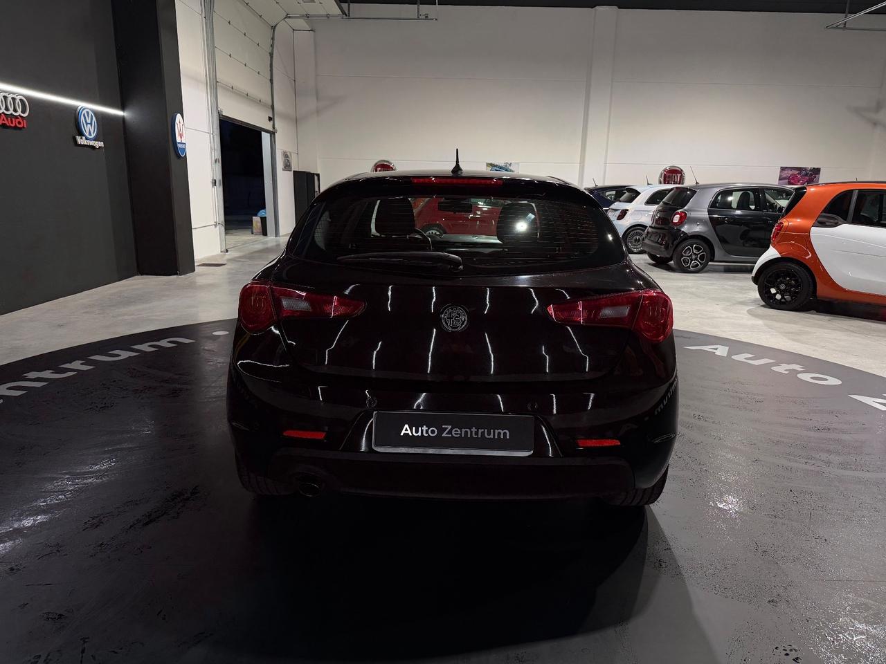 Alfa Romeo Giulietta 1.6 JTDm-2 120 CV Distinctive