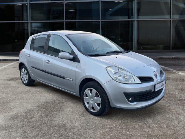 RENAULT Clio 1.2 BENZ 75 CV 16V 5 porte ADATTA NEOPATENTATI