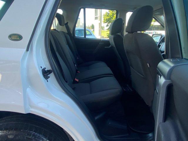 LAND ROVER Freelander 2.2 TD4 SW SE