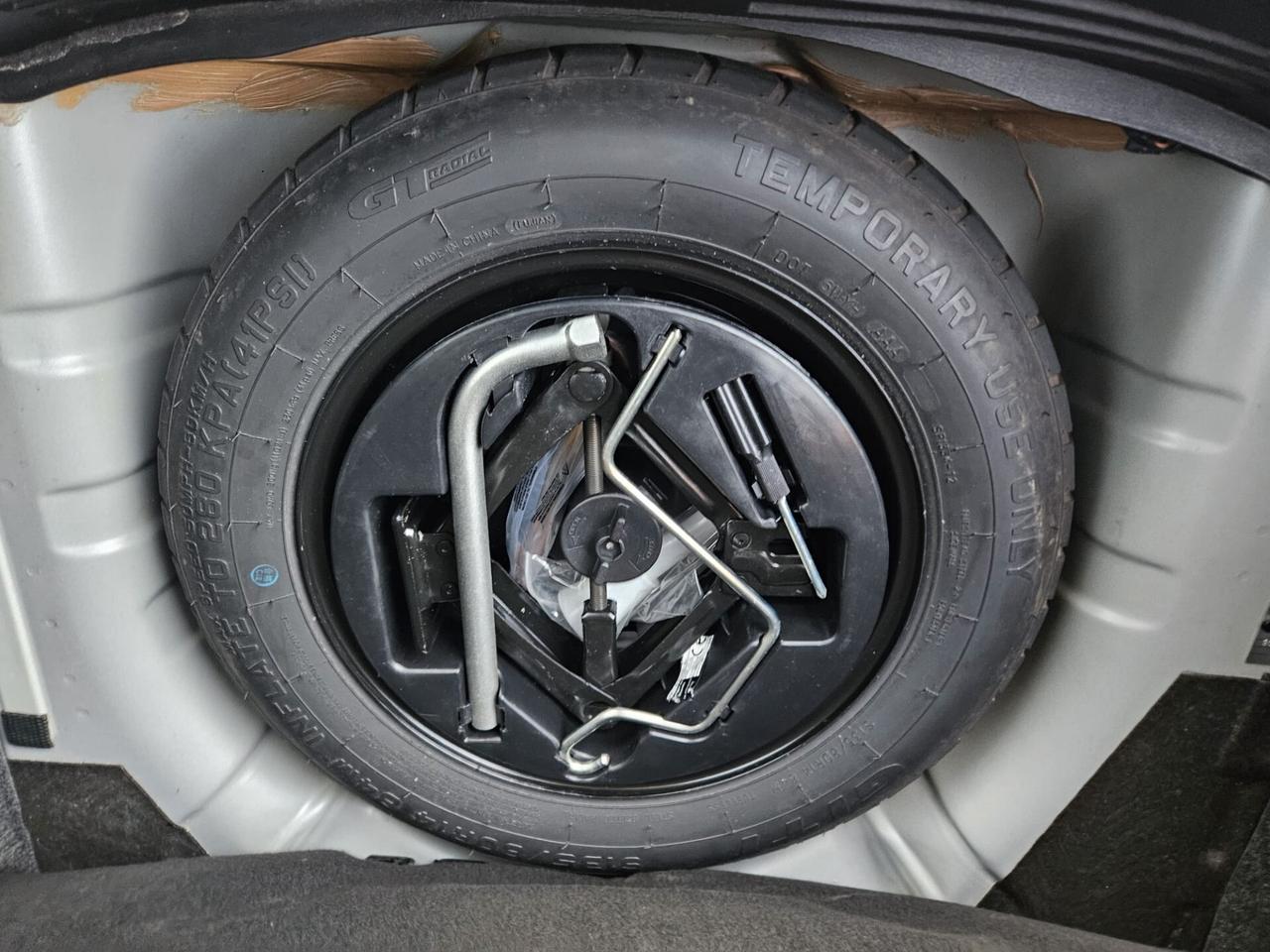 Lancia Ypsilon 1.0 FireFly 5 porte S&S Hybrid Gold