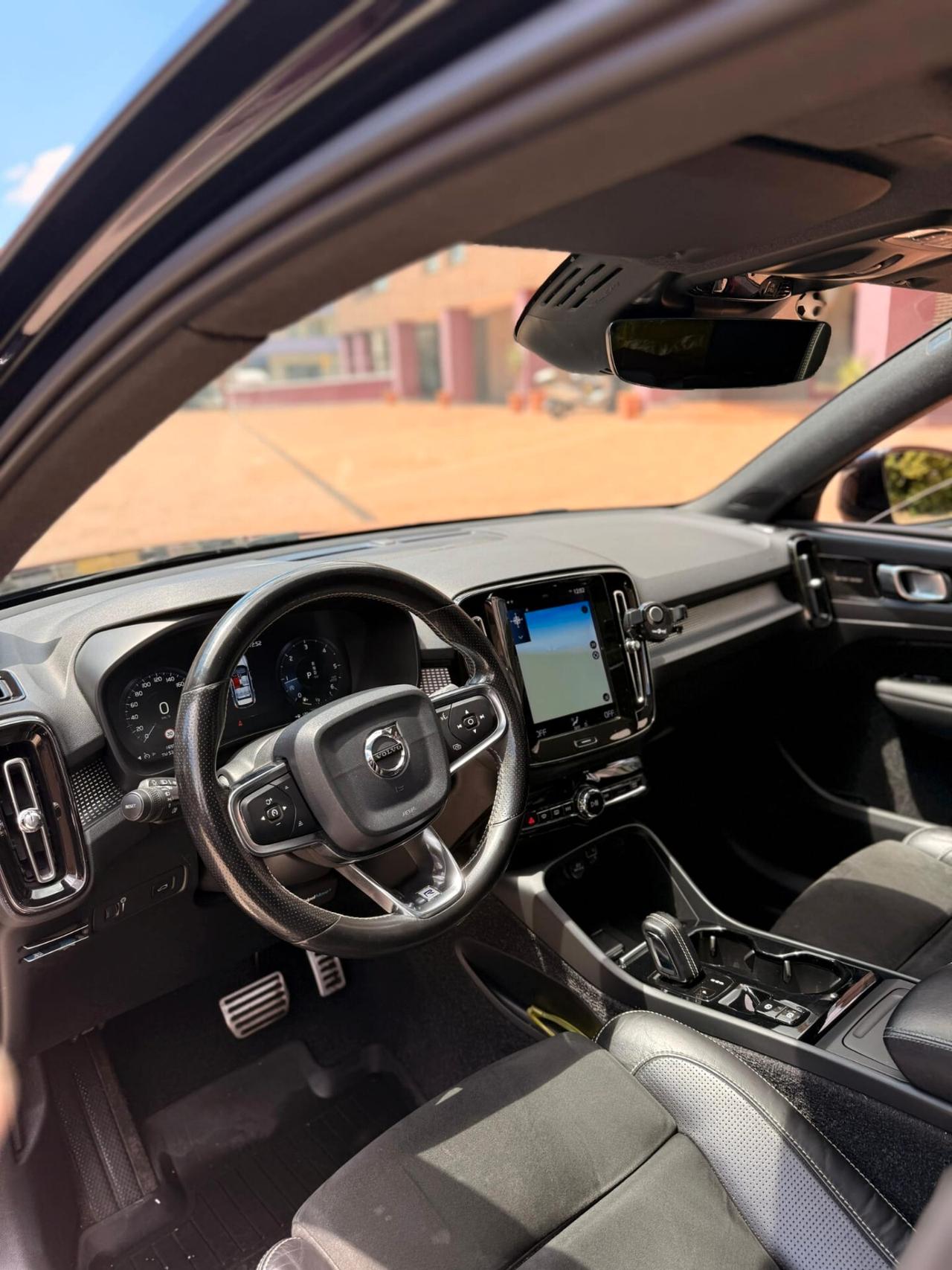 Volvo XC40 D3 Geartronic R-design N1