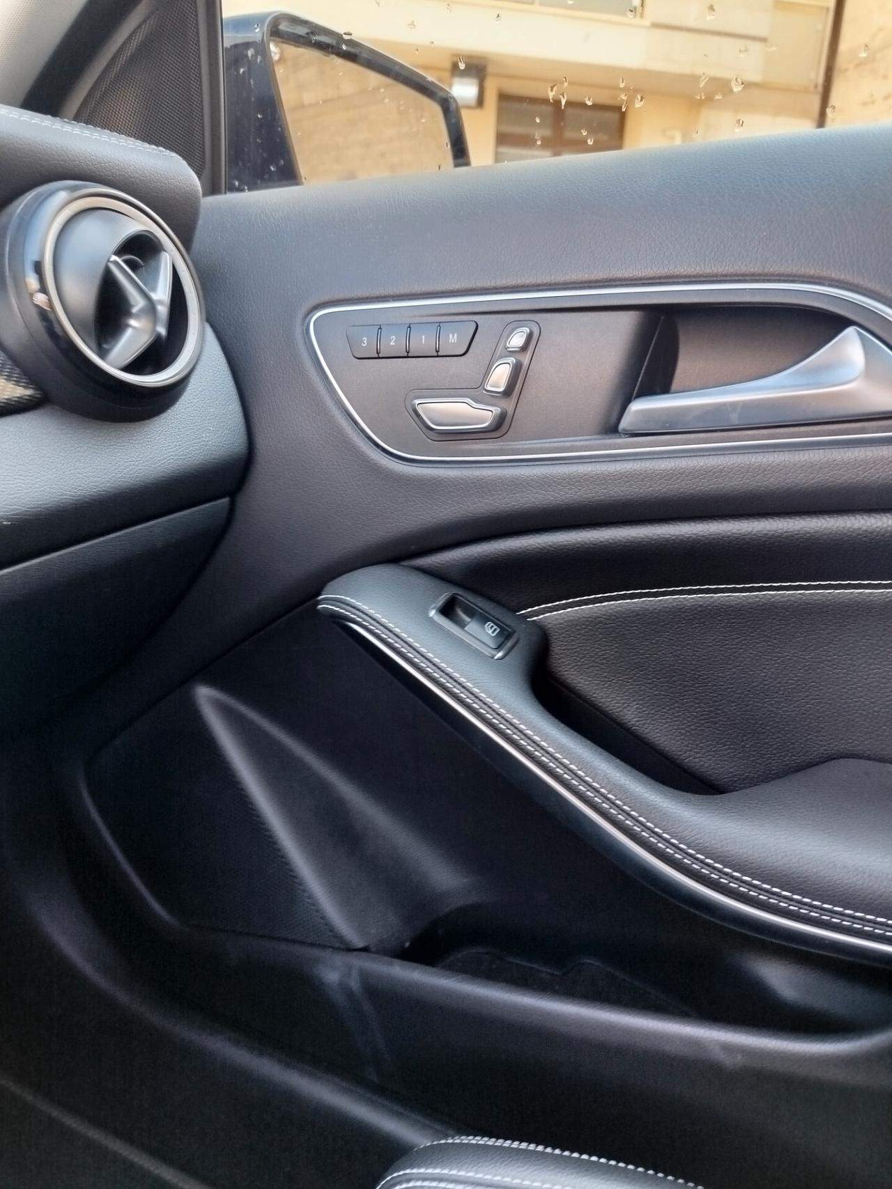 Mercedes-benz GLA 200 d Automatic 4Matic Premium Amg