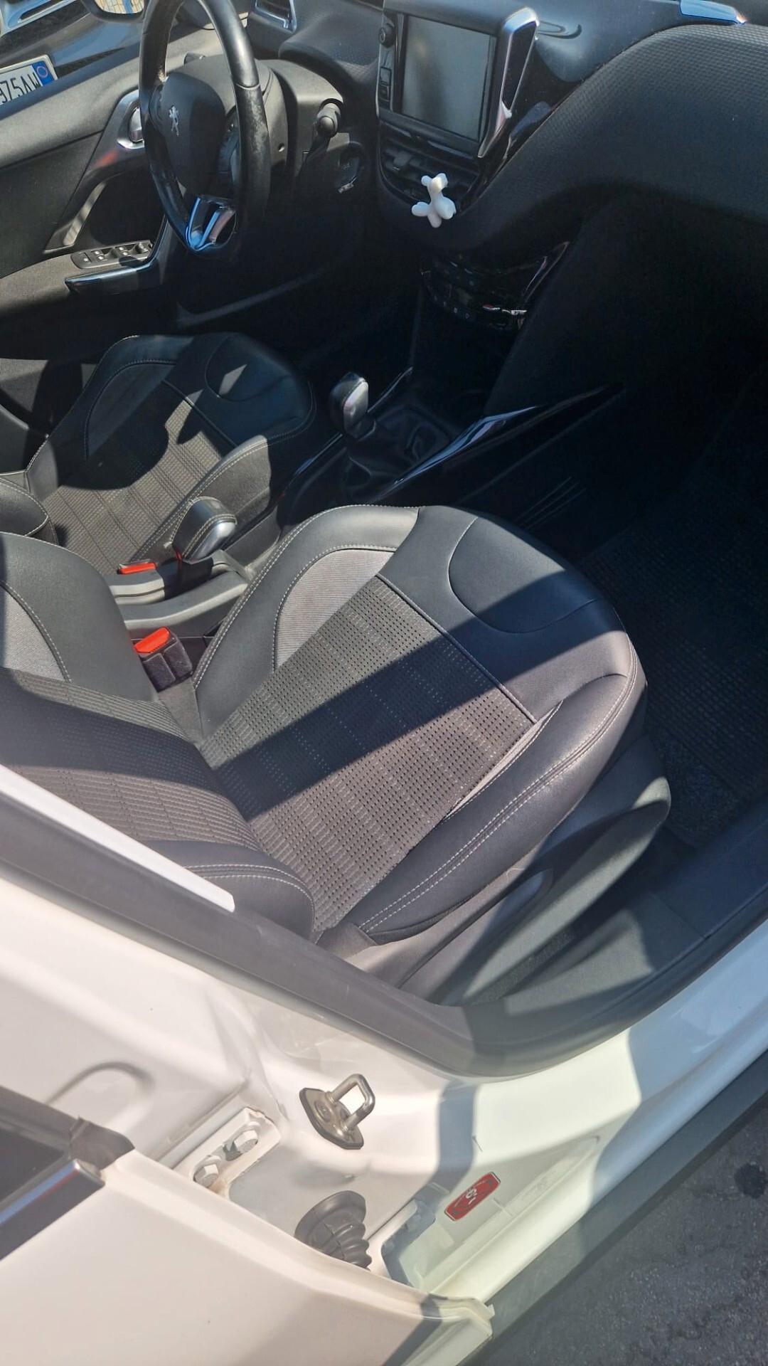 Peugeot 2008 PureTech 82 Allure