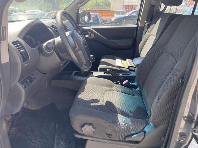 NISSAN Navara 2.5 dCi 4 porte Double Cab LE
