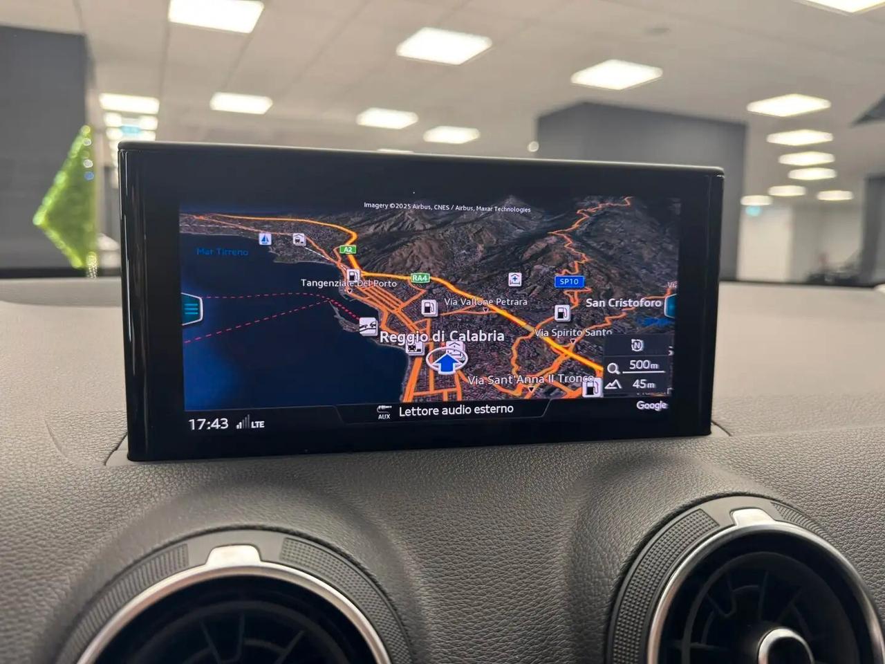 Audi Q2 35 TDI quattro S tronic line Edition