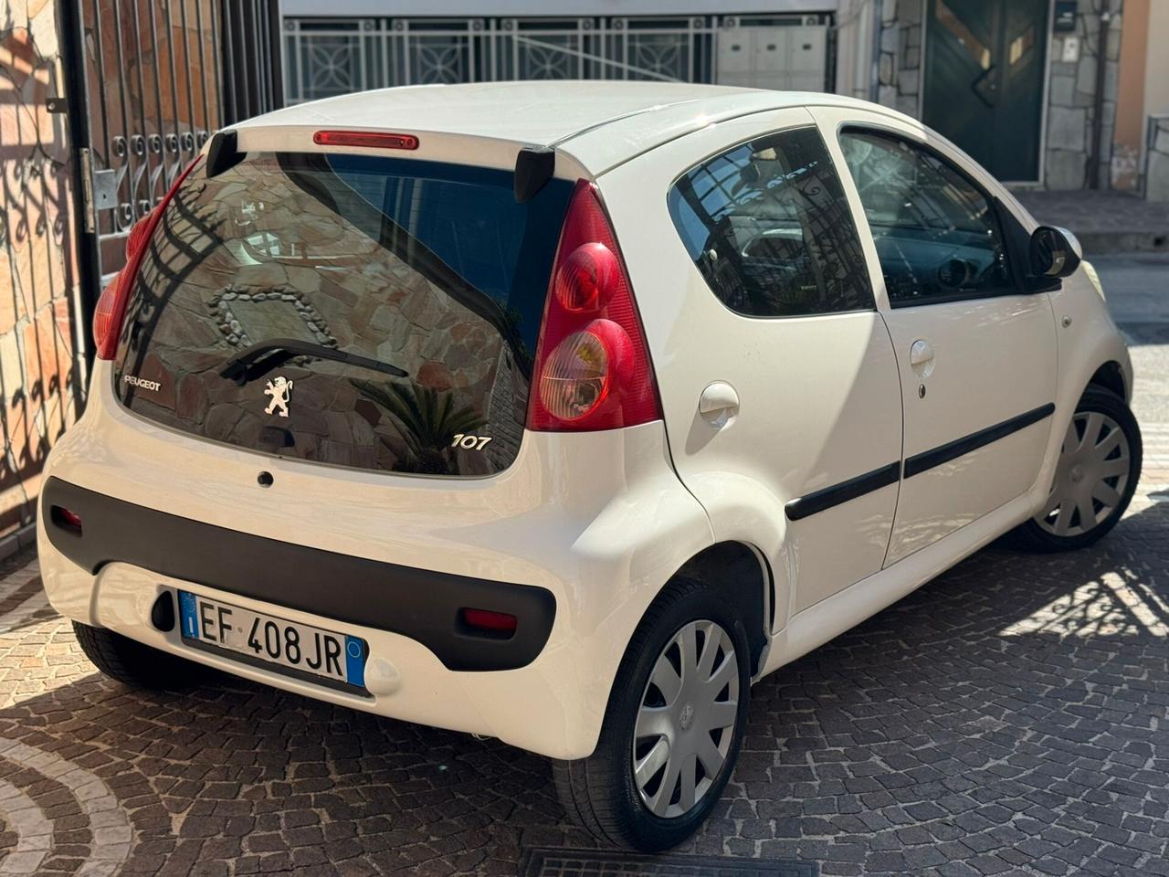 Peugeot 107 1.0 68CV 5p. Plaisir