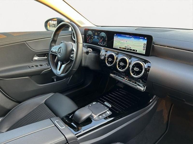 Mercedes-Benz CLA S.Brake CLA 180 d Automatic Shooting Brake Sport - IVA ESPOSTA
