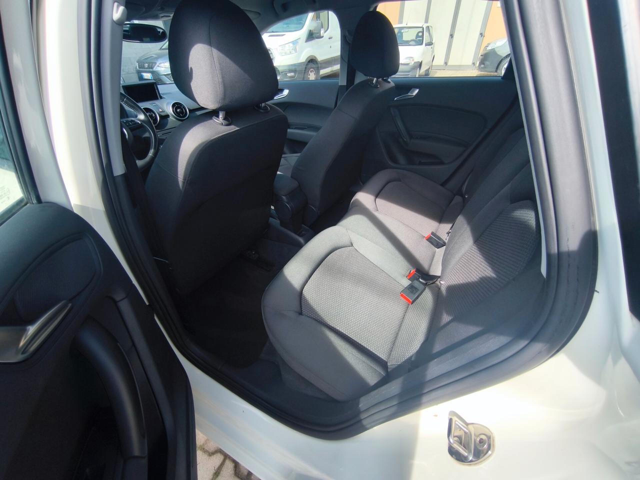 AUDI A1 1,6 TDI- OK NEOPATENTATI