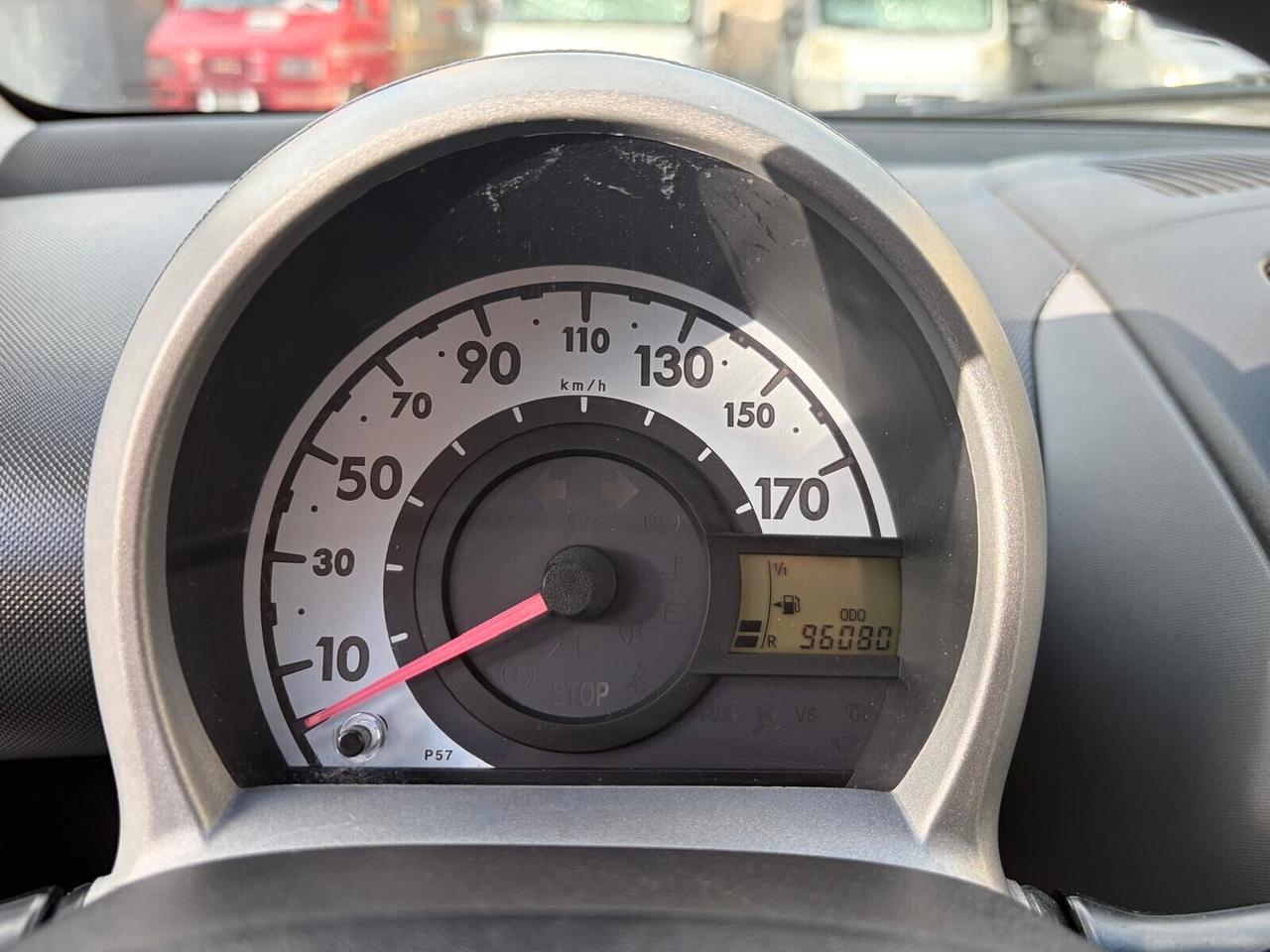 Toyota Aygo 1.0 Now Connect 12 MESI DI GARANZIA