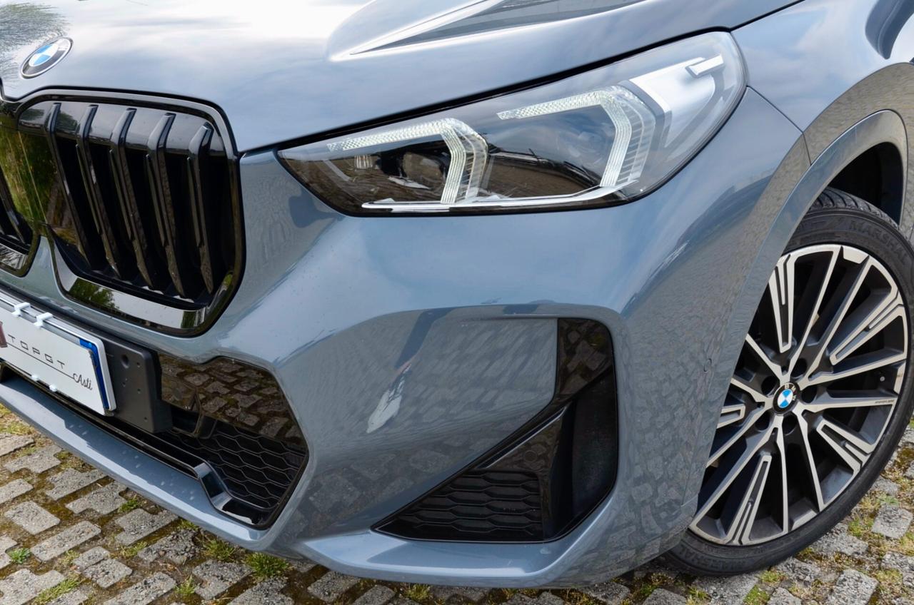 BMW X1 XDRIVE23i MHEV 48V MSPORT 204 cv AUTO, GAR. BMW 11/26, UNICOPROPRIETARIO, SERVICE PACK, UFF ITALIANA, TETTO, FULL LED, 20", PERMUTE