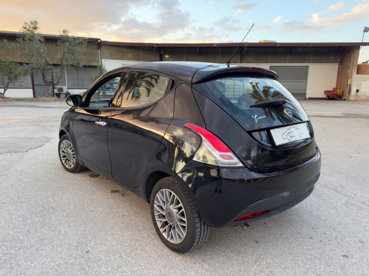 Lancia Ypsilon 1.3 MJT 16V 95 CV 5 porte S&S Platinum