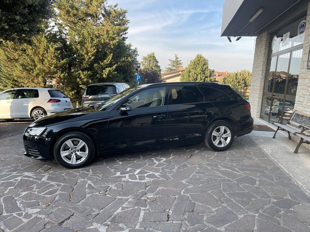 Audi A4 Avant 35 TDI S tronic Sport