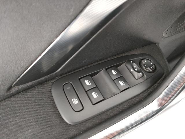 PEUGEOT 2008 PureTech Turbo 110 S&S Allure