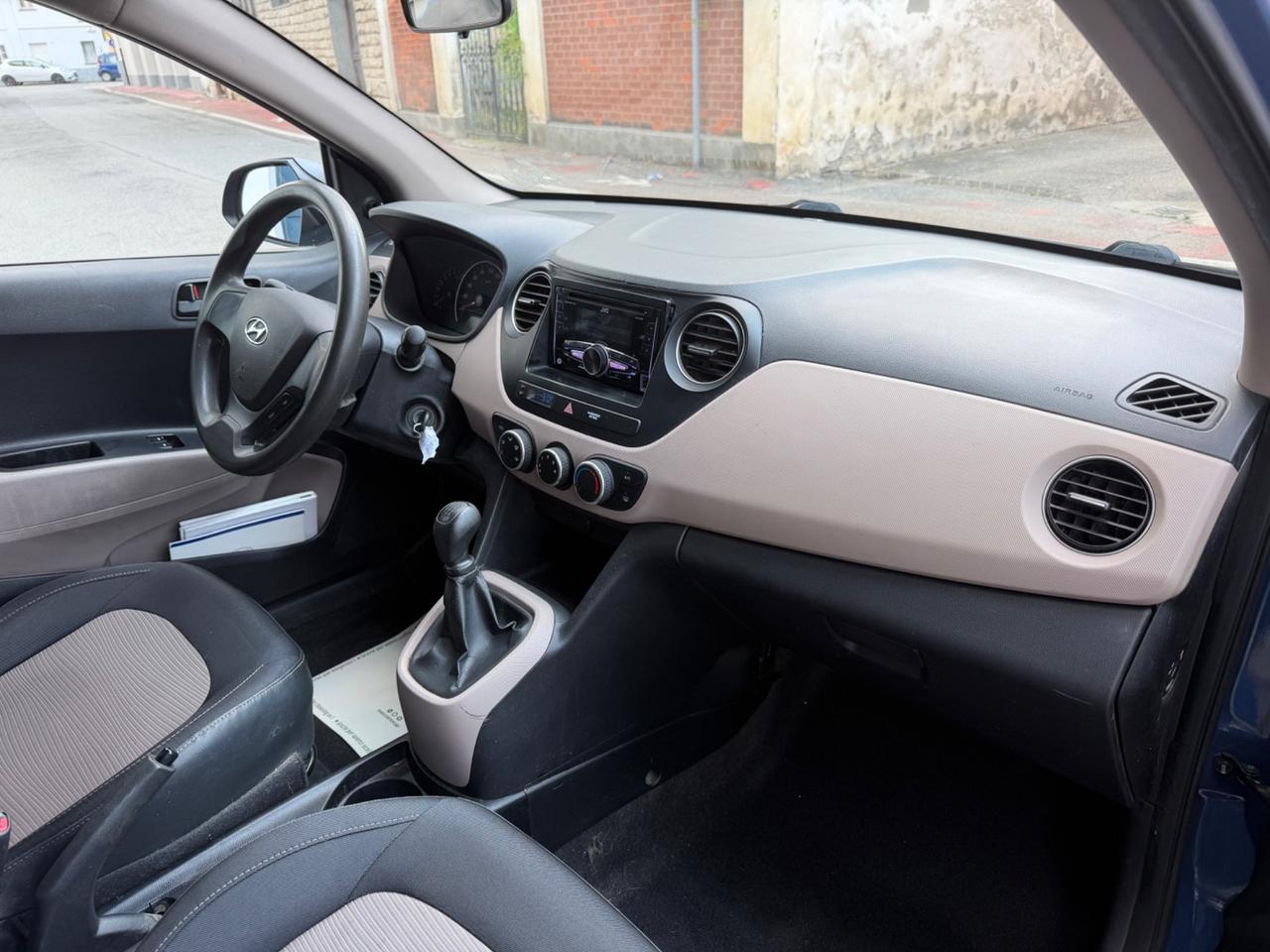 Hyundai i10 1.0
