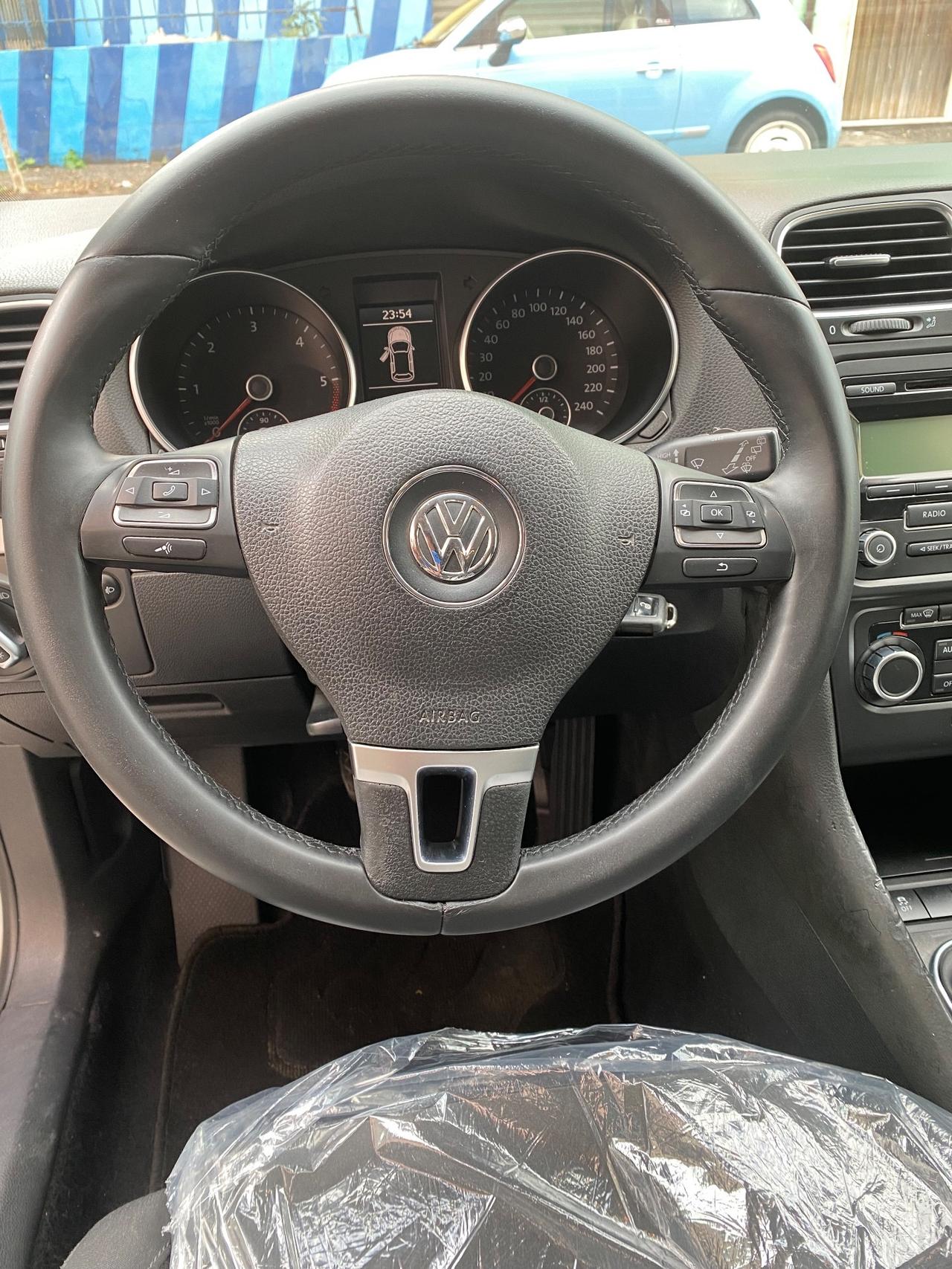 Volkswagen Golf 1.6 TDI DPF 3p. Highline