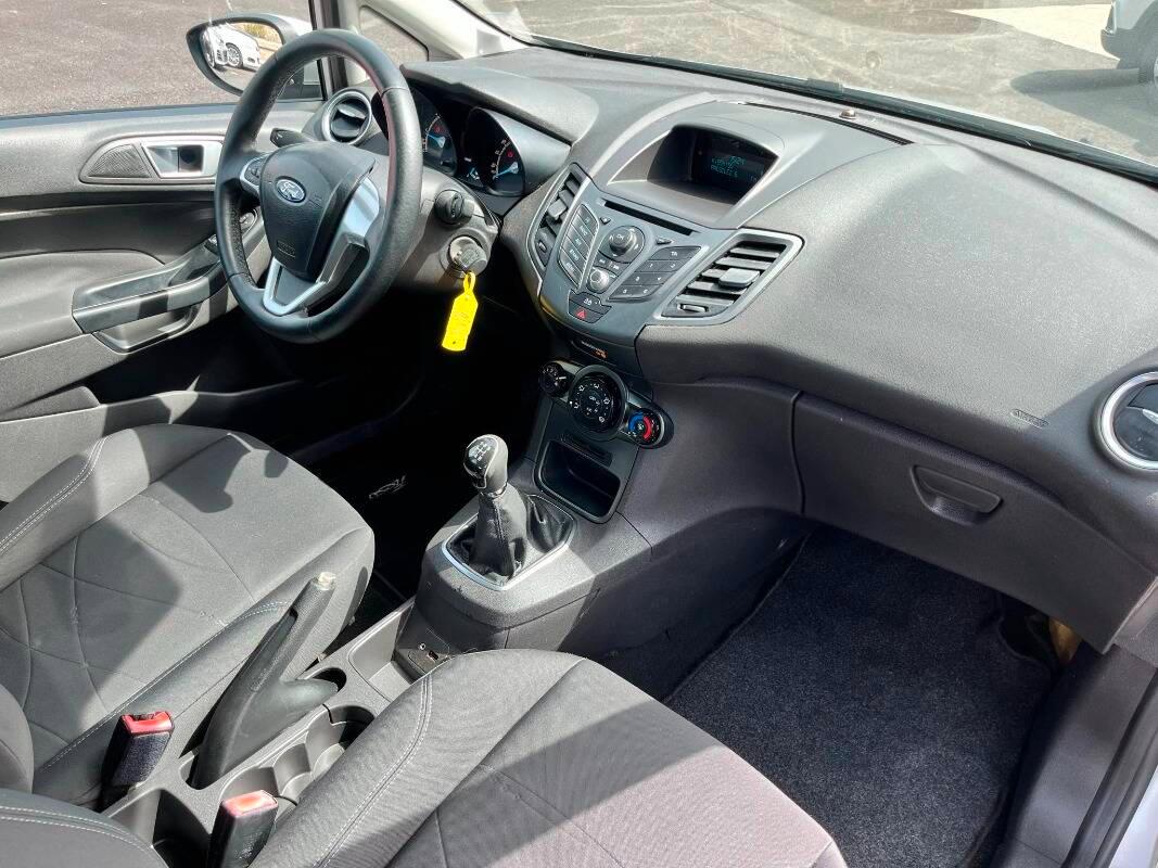 Ford Fiesta 1.5 tdci 75cv 5p