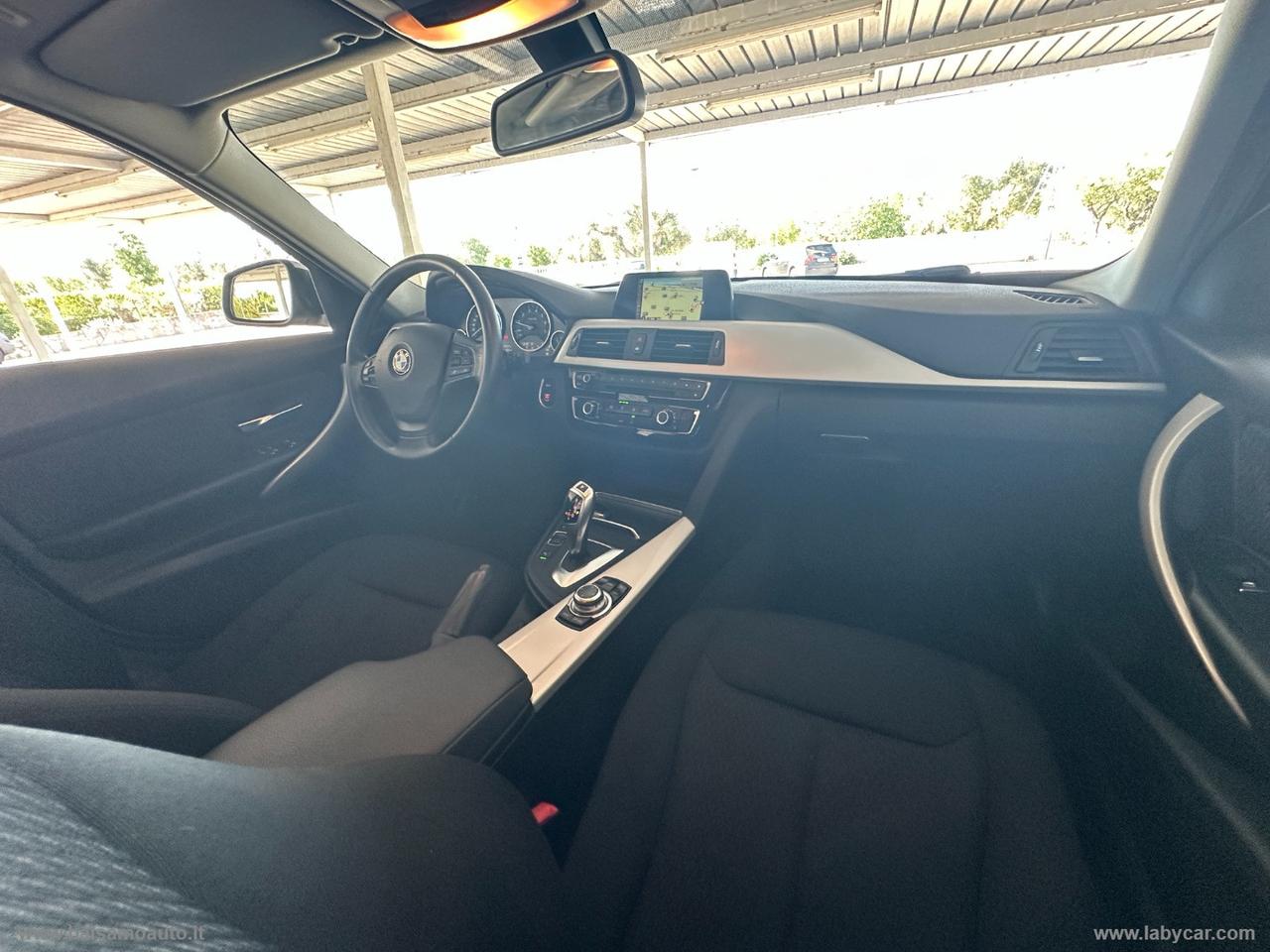 BMW 318i Touring Business Advantage aut.