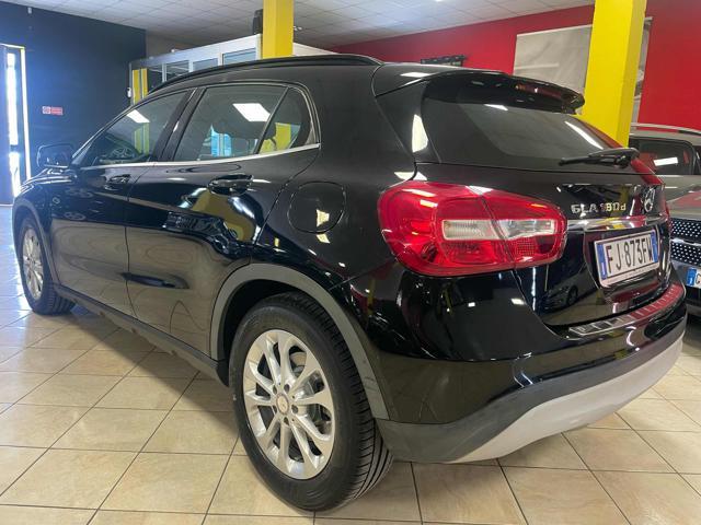 MERCEDES-BENZ GLA 180 d Automatic Executive *navi/telc/ok neo p*