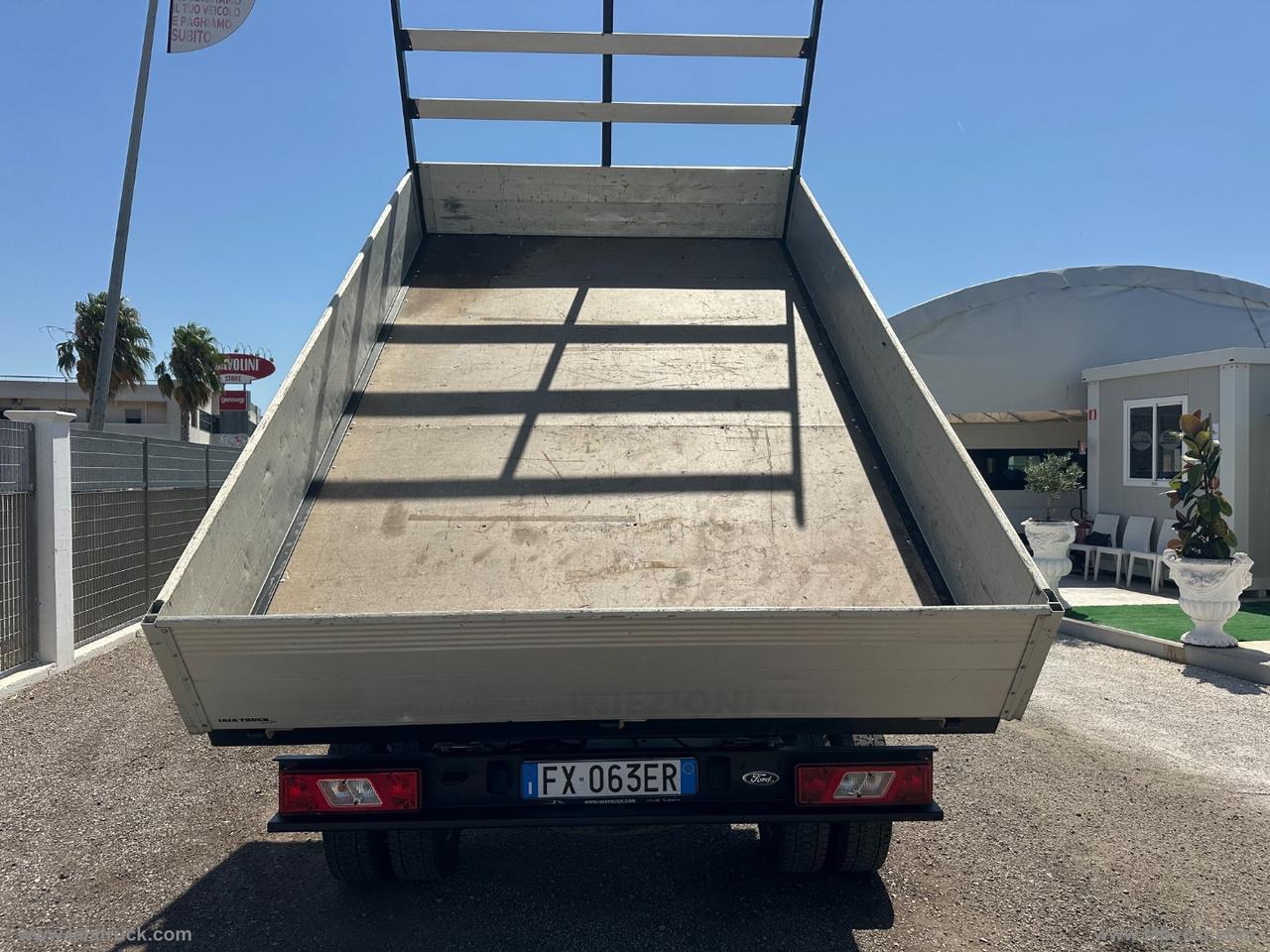 TRANSIT 2.0 130CV RIBALTABILE GEMELLATO