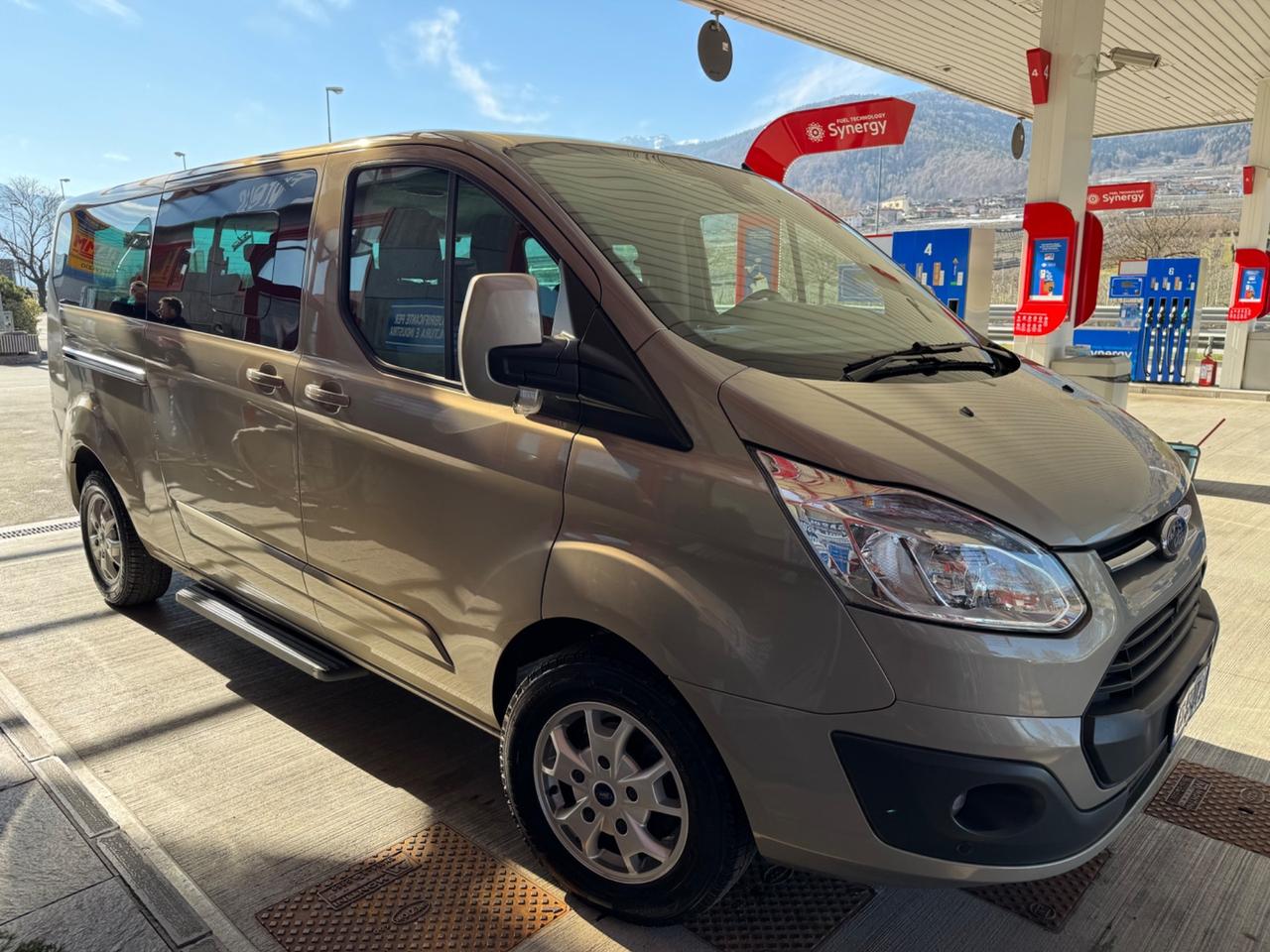 Ford Tourneo Custom Tourneo Custom 300 2.2 TDCi 155CV PL Titanium