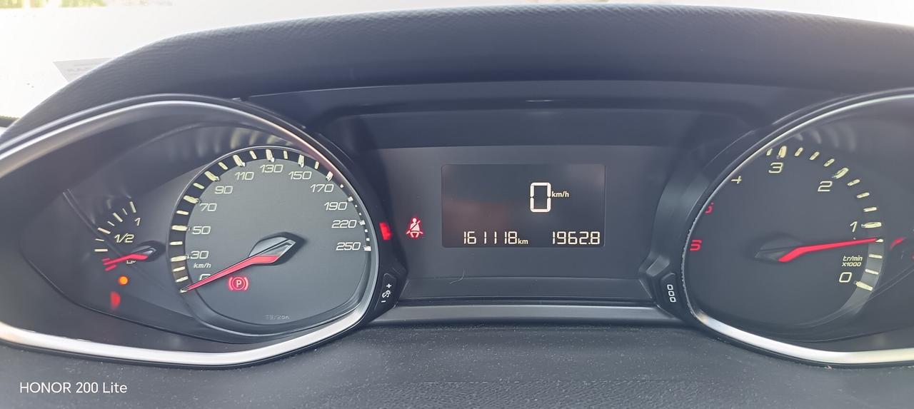 Peugeot 308 SW 1.5 bluehdi Business s&s 130cv