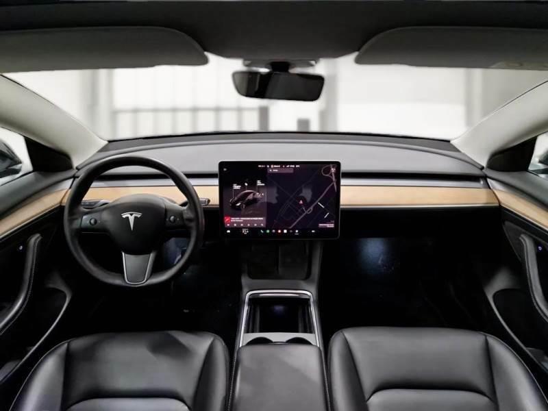 TESLA MODEL 3 75 KWH LONG RANGE DUAL MOTOR AWD 4 PORTE BERLINA