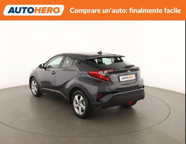 TOYOTA C-HR 1.8 Hybrid E-CVT Trend