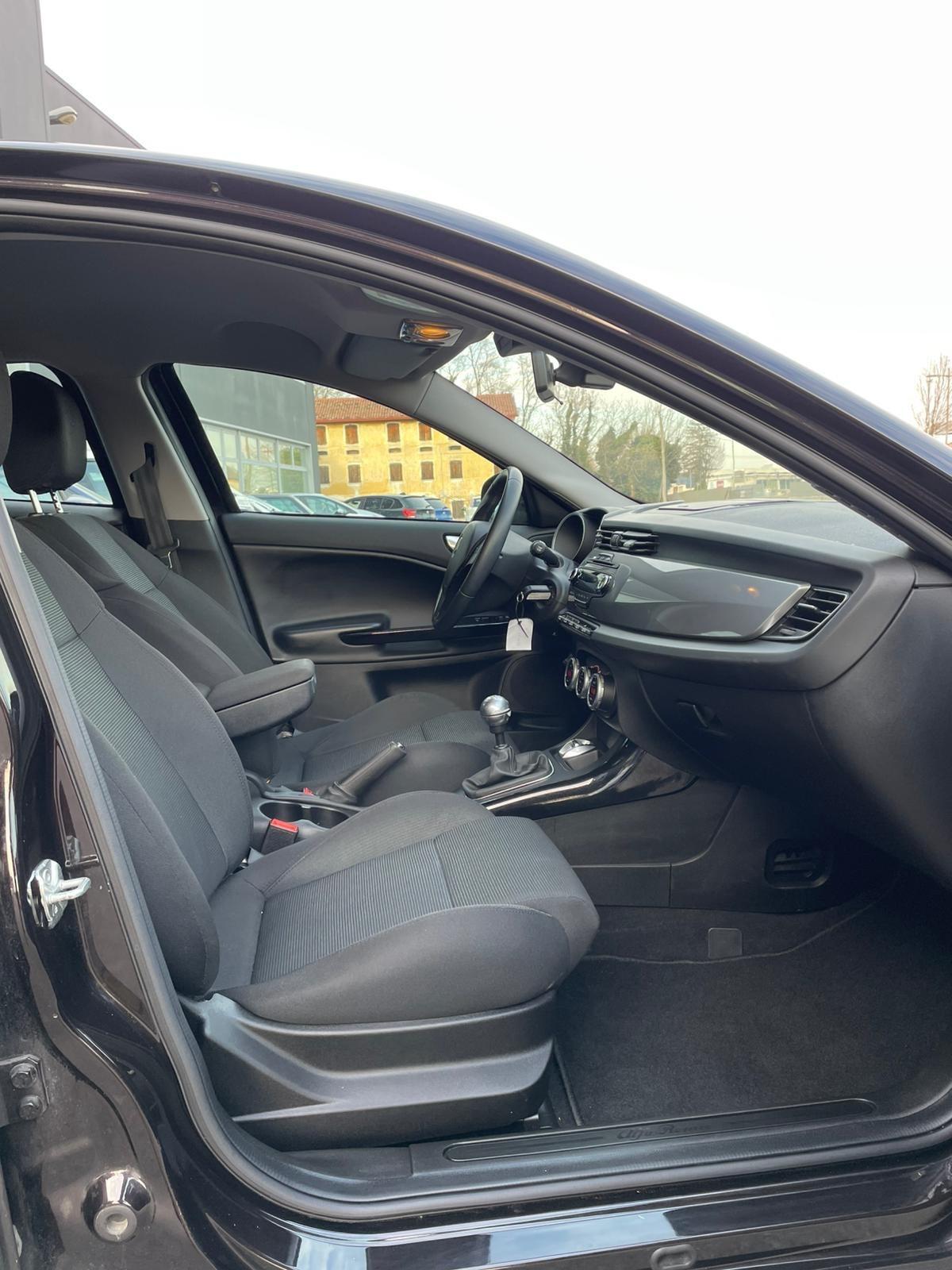 Alfa Romeo Giulietta 1.4 Turbo 120 CV Neopatentati