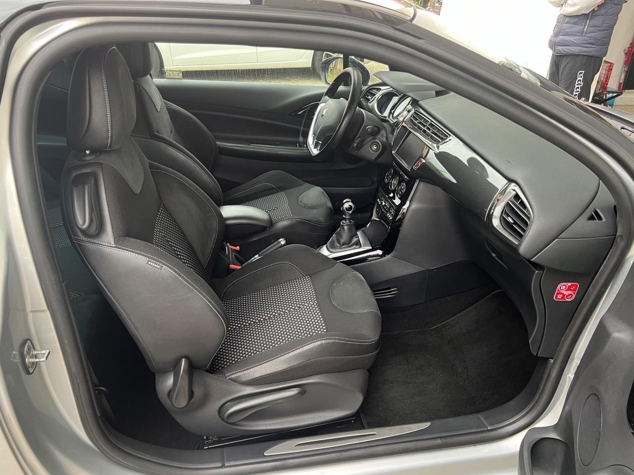 Citroen DS3 1.6 HDi 110 Exclusive SportChic