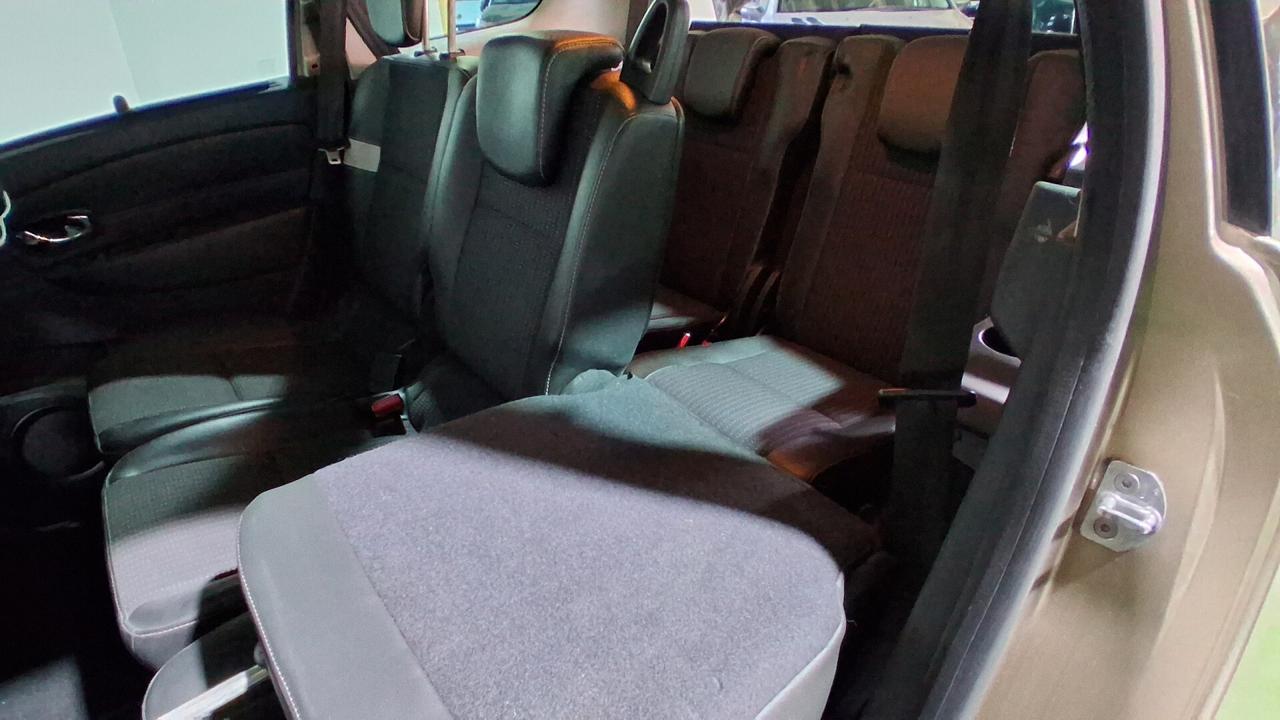 RENAULT SCENIC 1.5 7 Posti DCI 110 CV Energy 2013