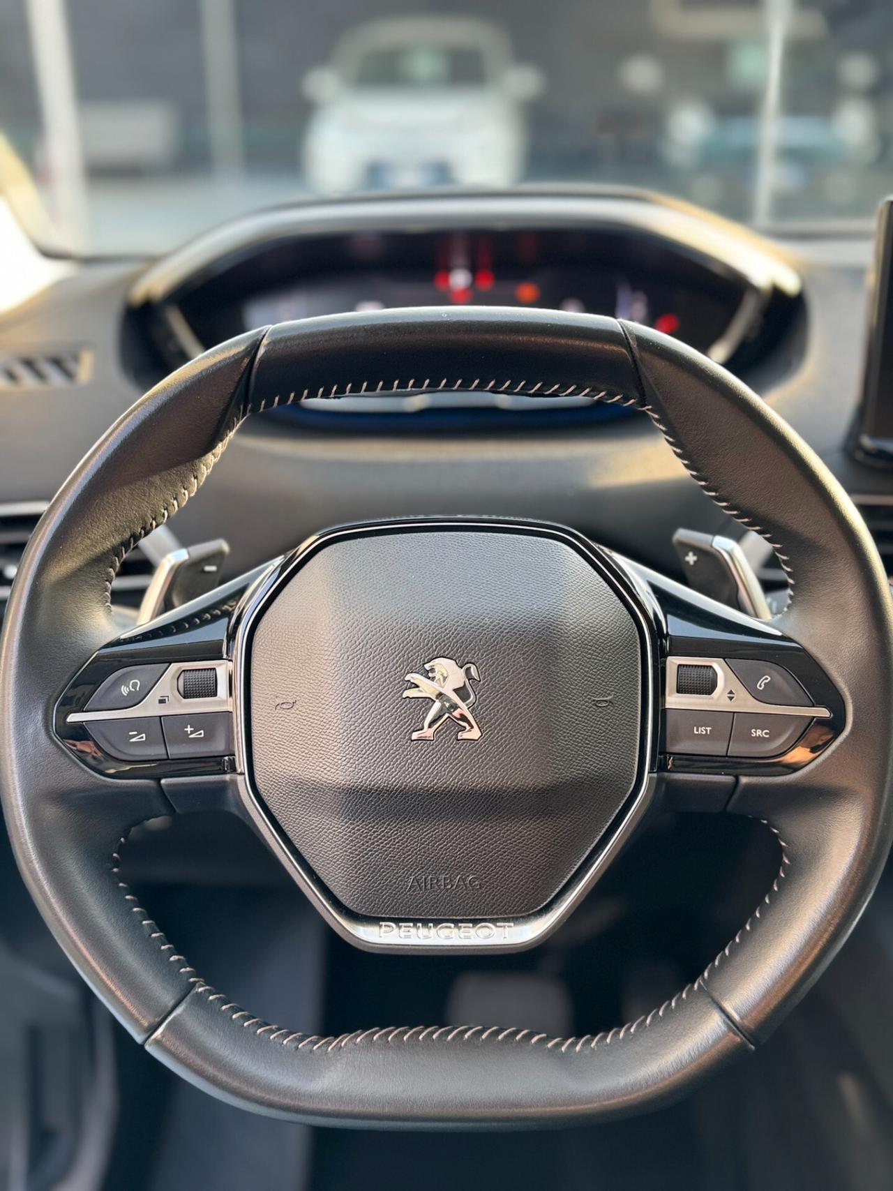 Peugeot 3008 BlueHDi 130 S&S EAT8 Business