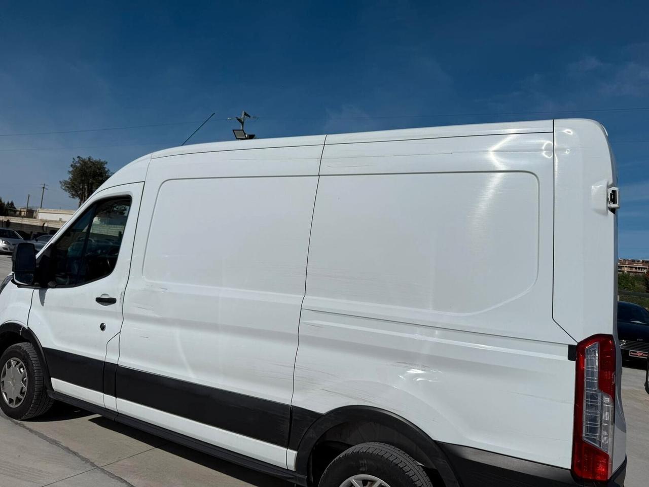 Transit 350 2.0TDCi 130CV PL-TM Furgone Trend