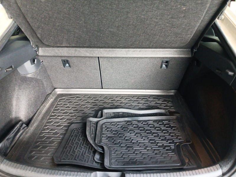 Volkswagen Taigo 1.5 TSI DSG R-Line