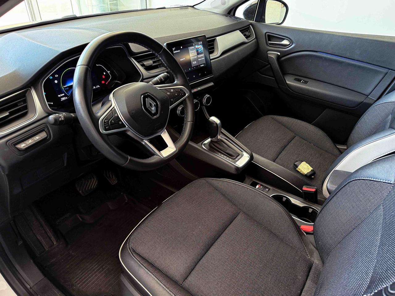 Renault Captur 1.6 e-tech hybrid intens 145cv auto
