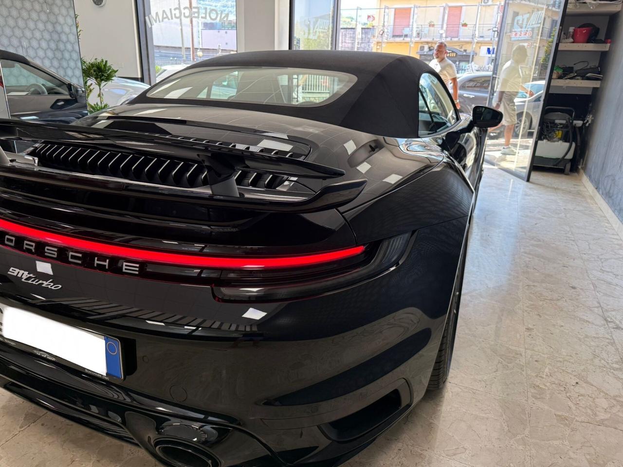 Porsche 911 Turbo Cabriolet 581cv - PACK LUX