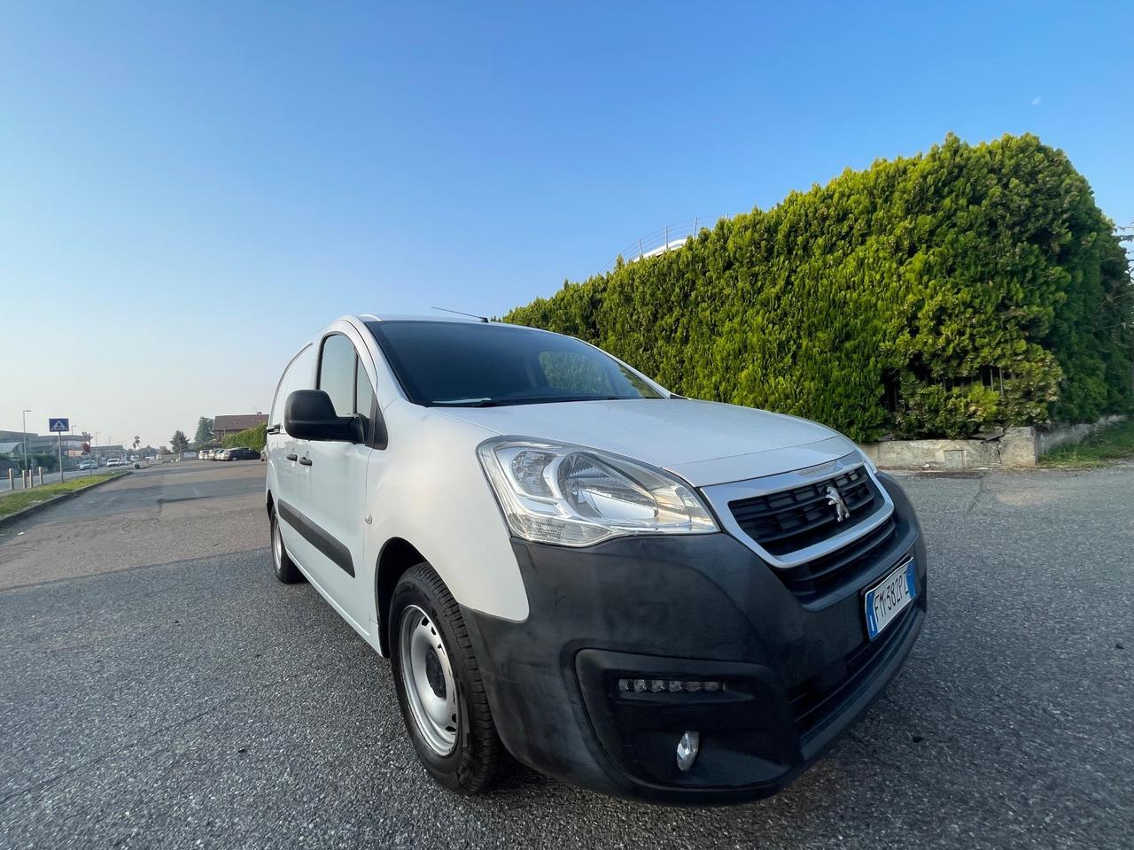 Peugeot Partner BlueHDi 75 L1 Furgone Pro