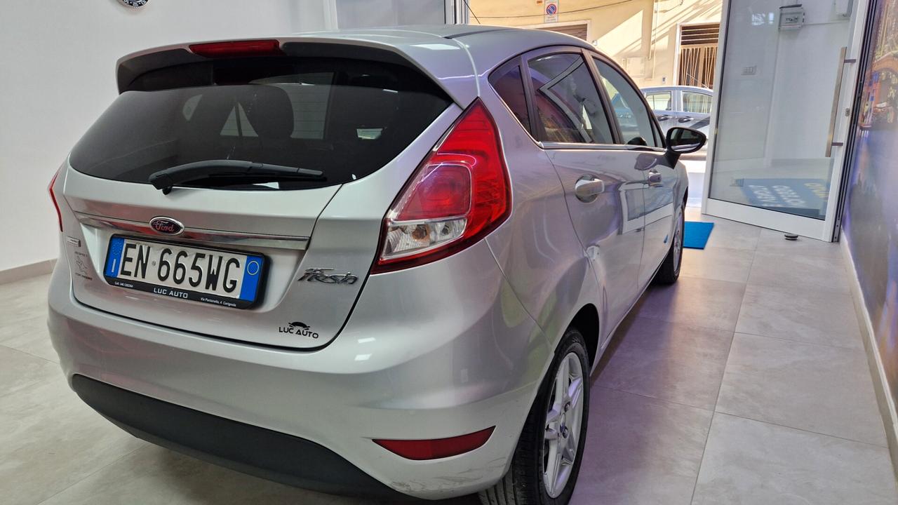 Ford Fiesta 1.5 TDCi 75CV 5 porte Titanium