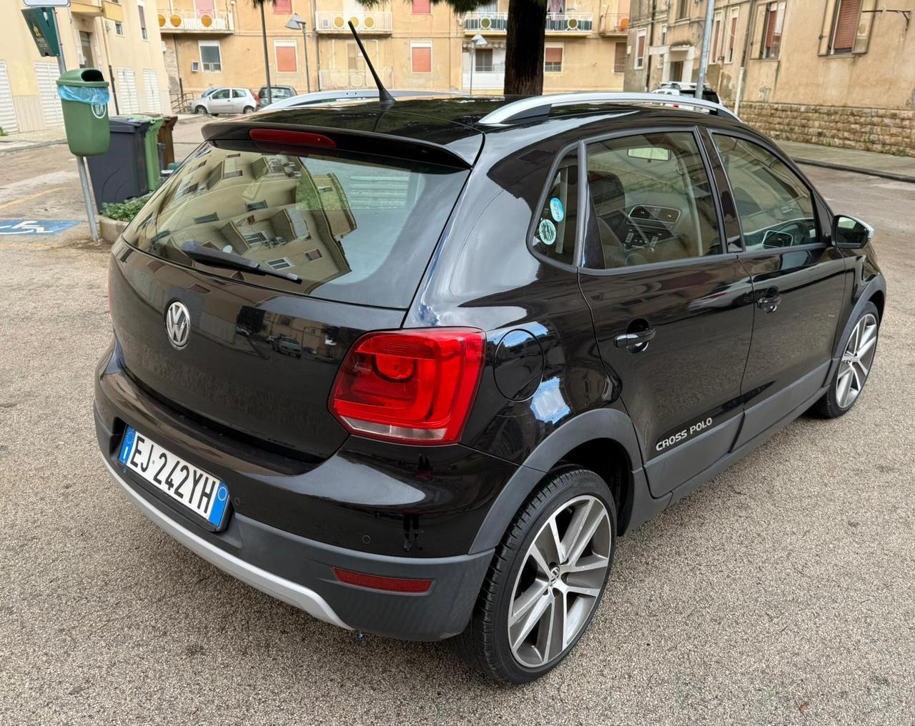 Volkswagen Polo Cross 1.6 TDI 90CV DPF