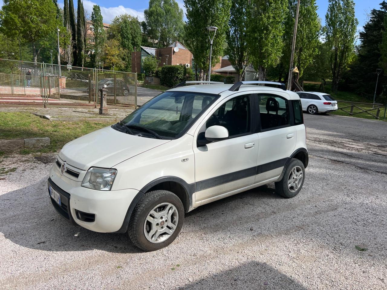 Fiat Panda 1.3 MJT 16V DPF 4x4 Climbing