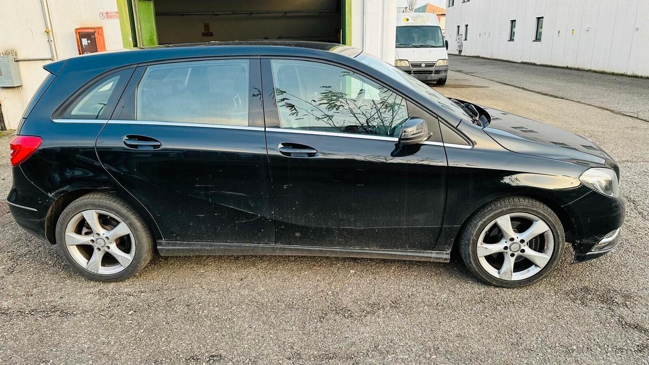 Mercedes-benz B 200 CDI Automatic Premium