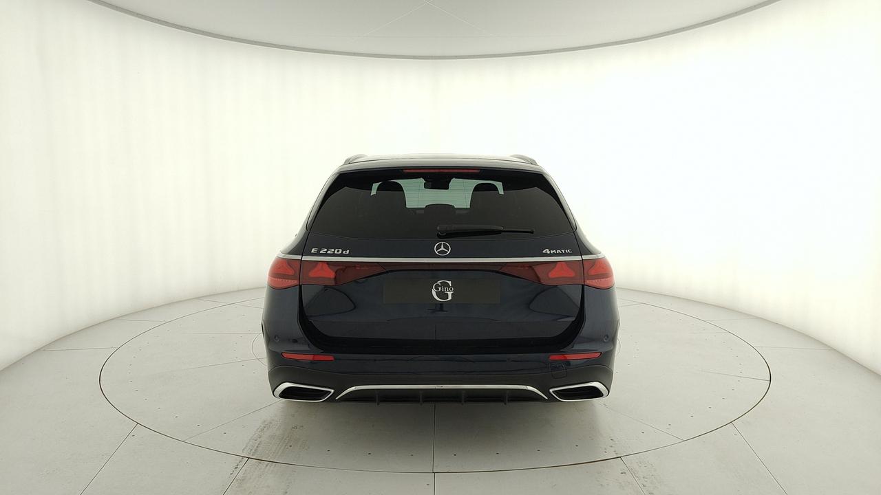 Mercedes-Benz E 220 d 4MATIC Station Wagon