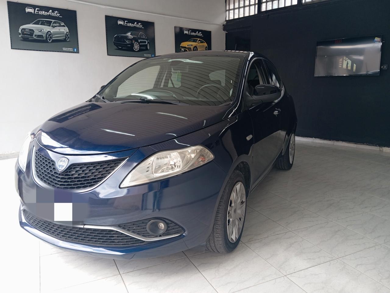 Lancia Ypsilon 1.3 mtj 2016 CON GARANZIA