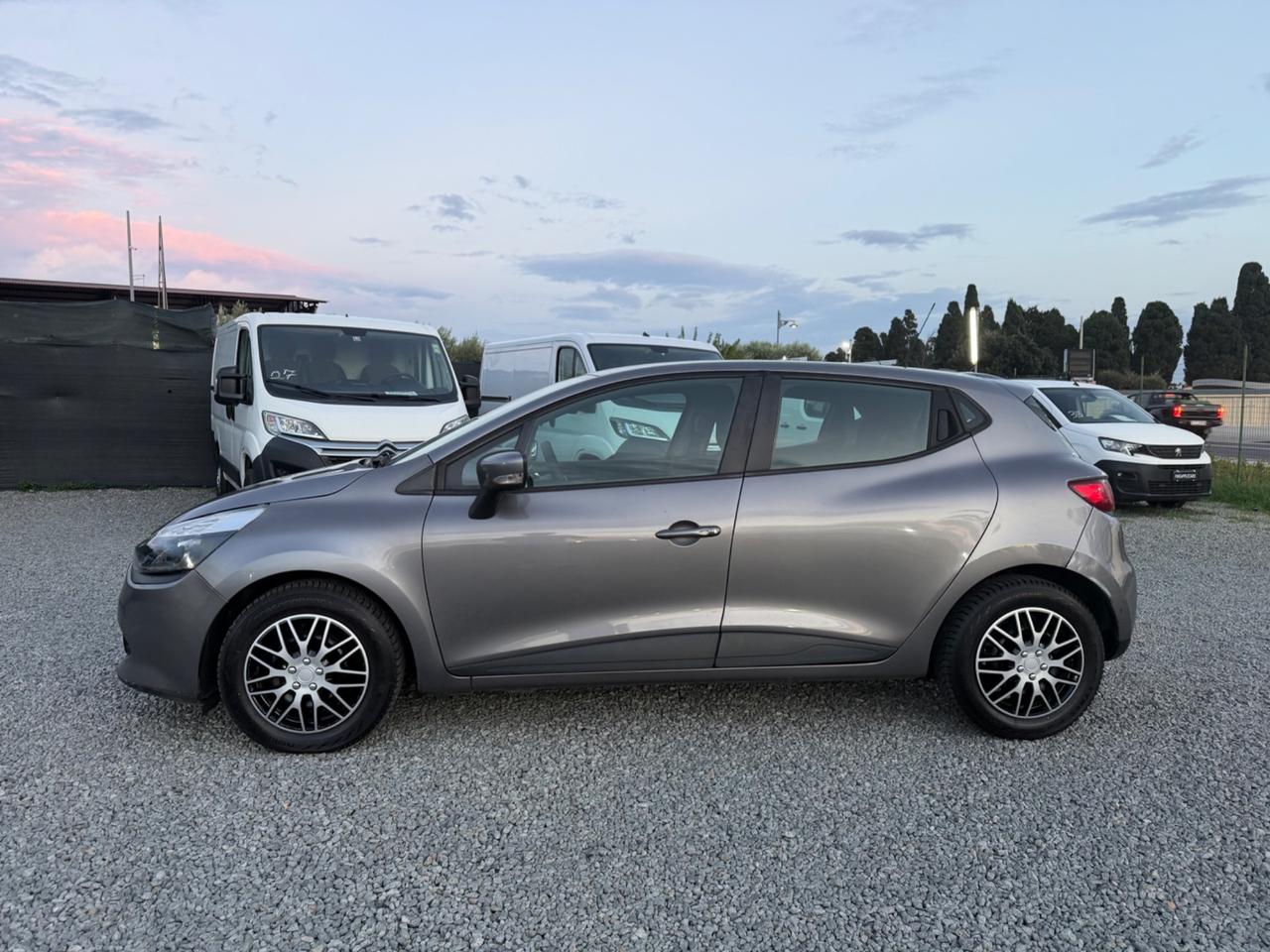 Renault Clio 1.5 dCi GARANZIA